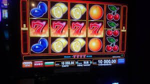 Antarmuka permainan Fortune Rabbit di aplikasi mobile visabet88